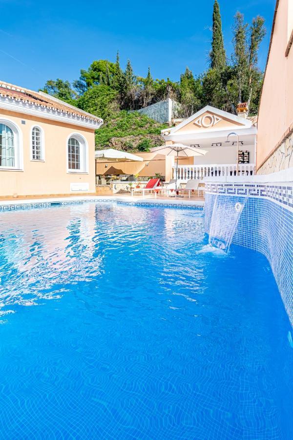 Fuengirola Villa Majestic 米哈斯 外观 照片